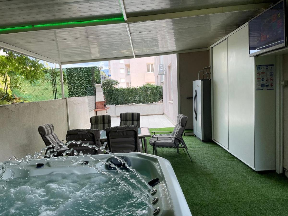 Apartment Relax Whit Big Terrace 170M2 Near The Beach Split Zewnętrze zdjęcie