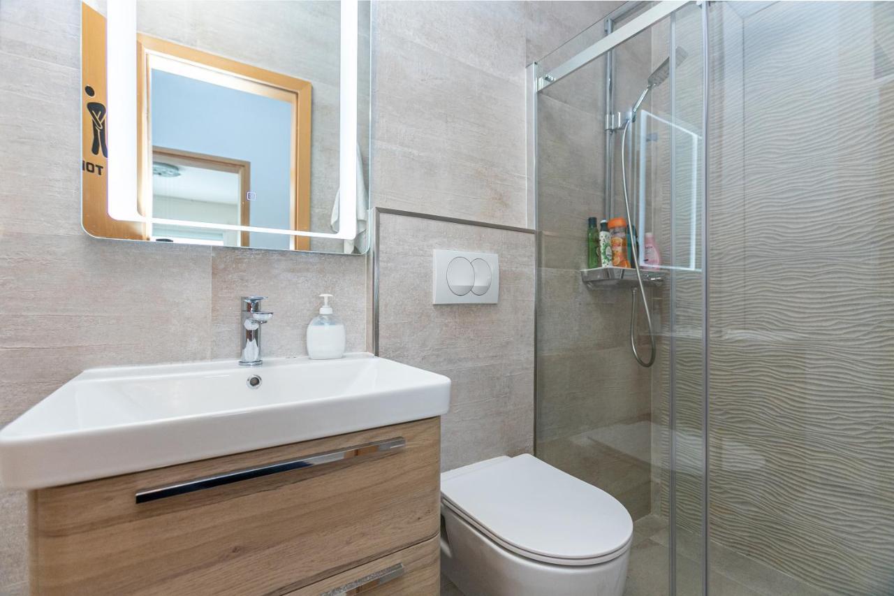 Apartment Relax Whit Big Terrace 170M2 Near The Beach Split Zewnętrze zdjęcie