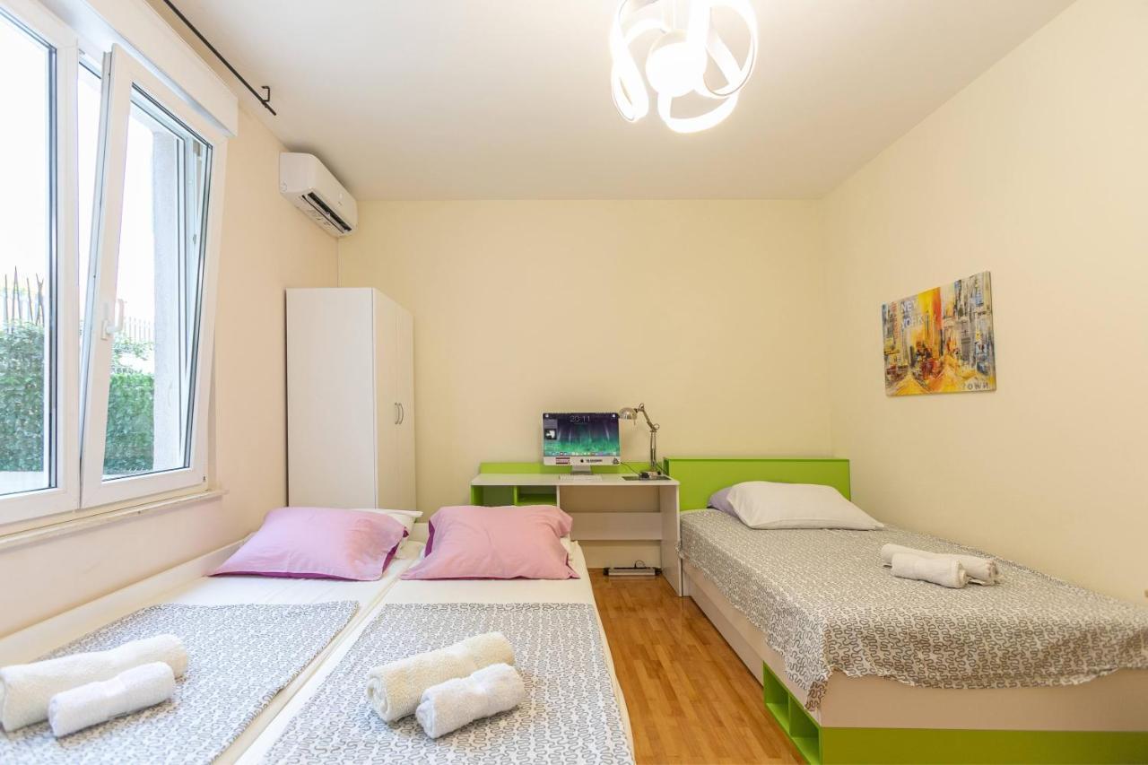 Apartment Relax Whit Big Terrace 170M2 Near The Beach Split Zewnętrze zdjęcie