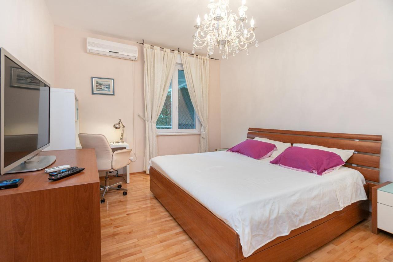 Apartment Relax Whit Big Terrace 170M2 Near The Beach Split Zewnętrze zdjęcie